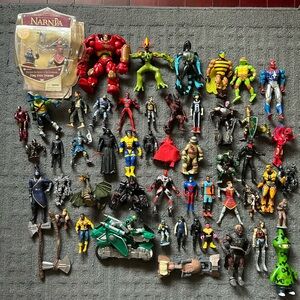 HUGE VINTAGE ACTION FIGURE LOT - Star Wars Marvel Legends TMNT DC MARVEL